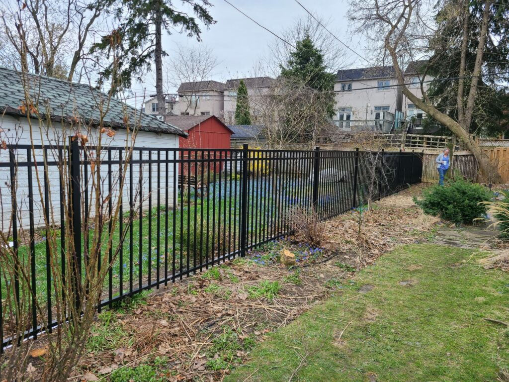 aluminum picket fence panels toronto