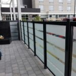 glass railing toronto